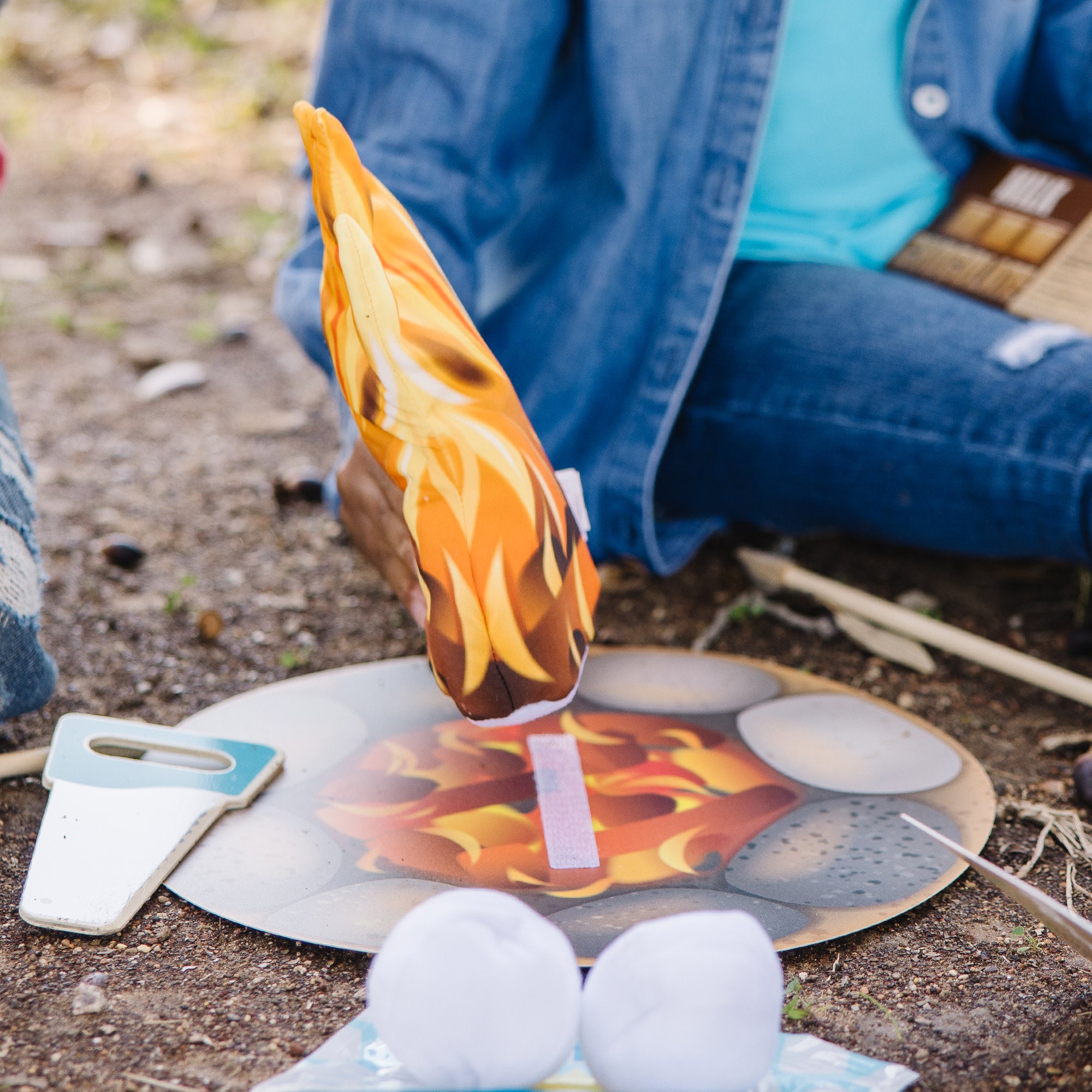Let's Explore Campfire S'Mores Play Set - Image 6