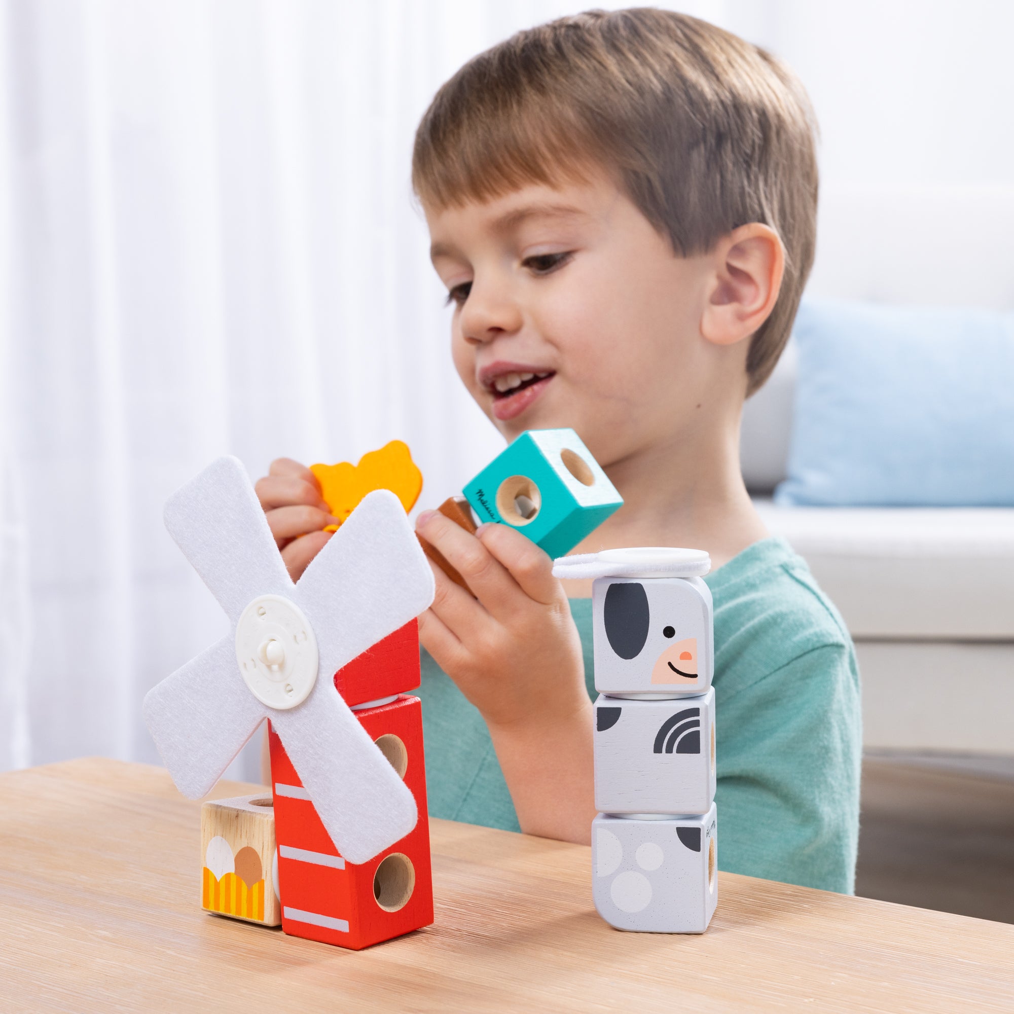 Blockables™ Play Sets Farm and Farm Friends 2-Pack Bundle - Image 7