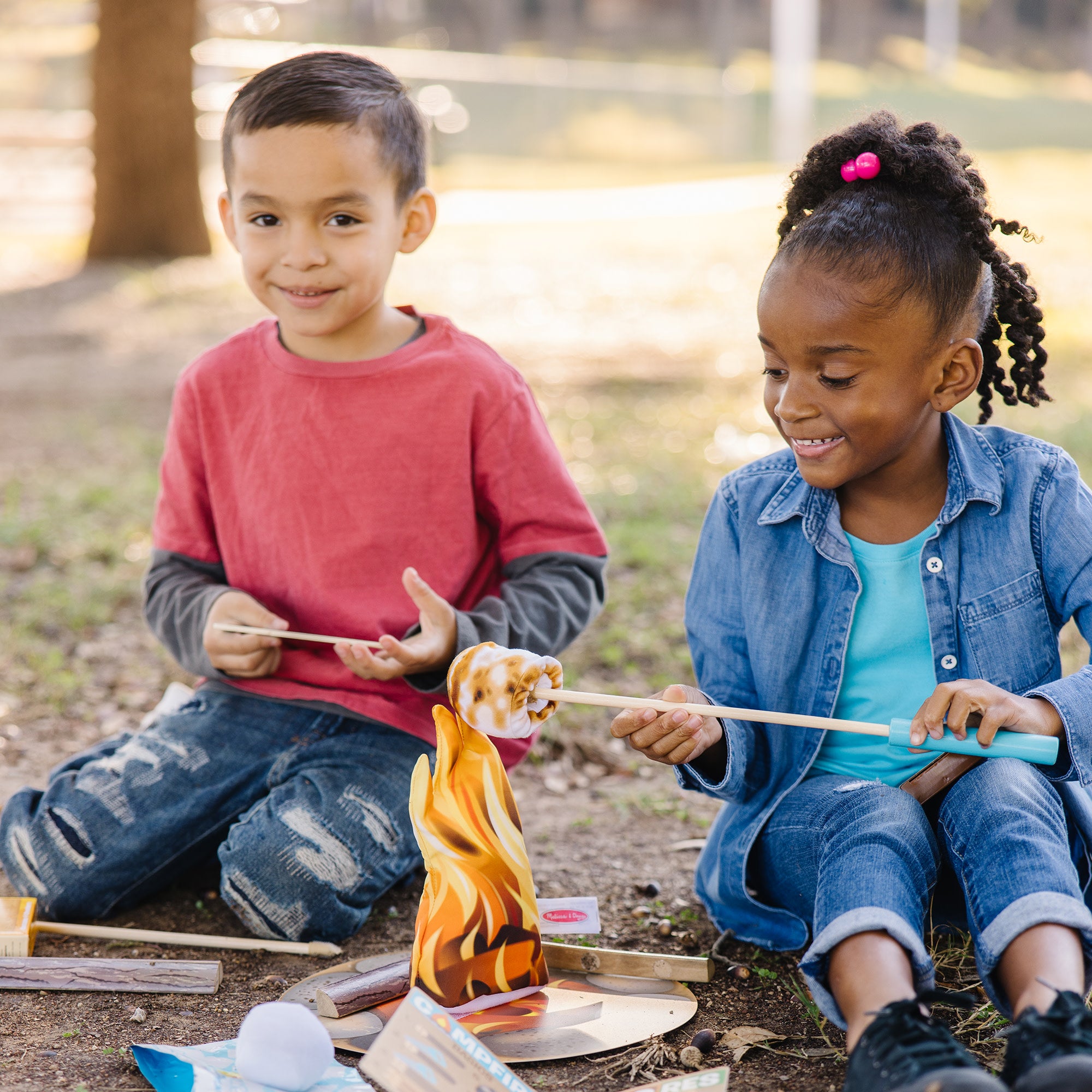Let's Explore Campfire S'Mores Play Set - Image 2
