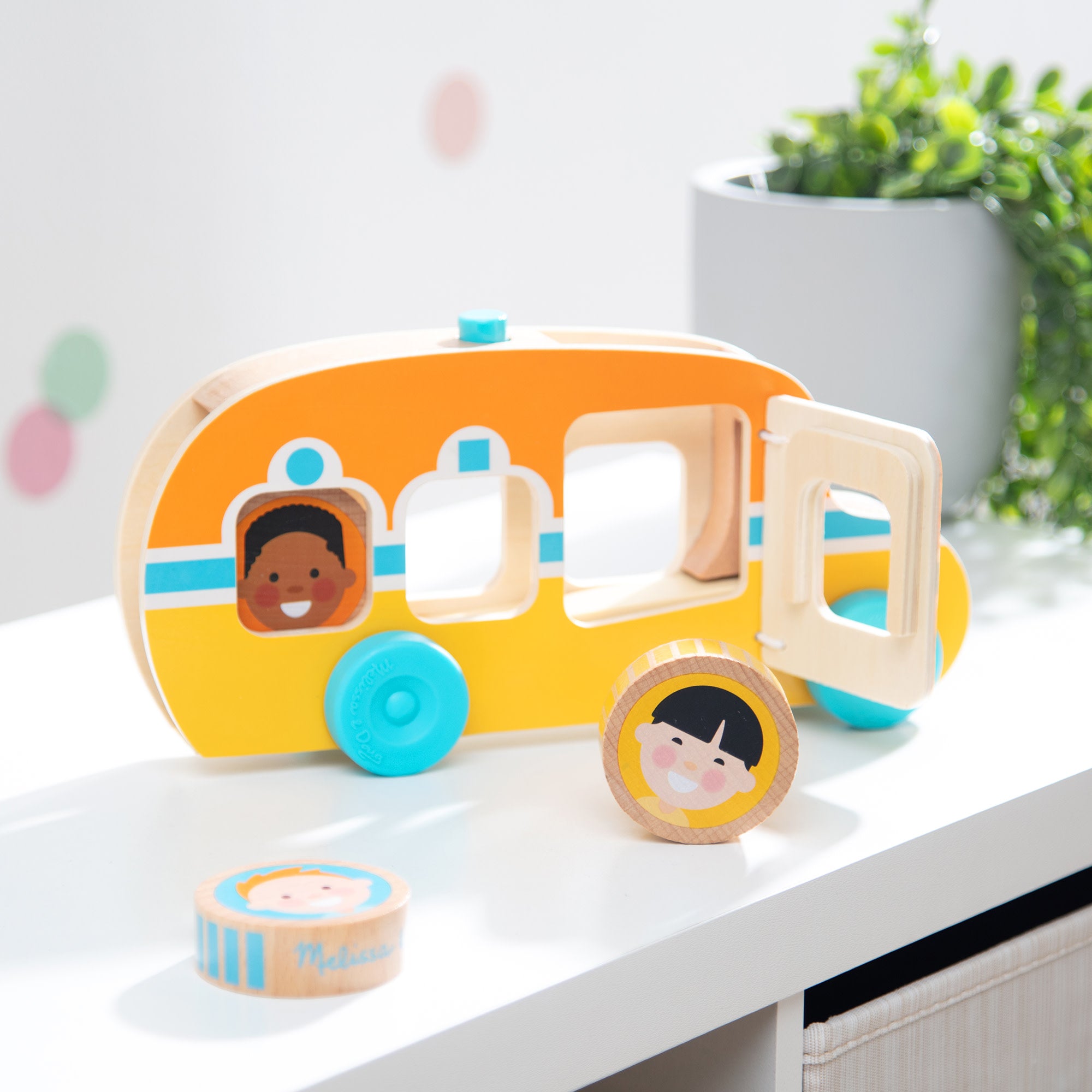 GO Tots Roll & Ride Bus - Image 9