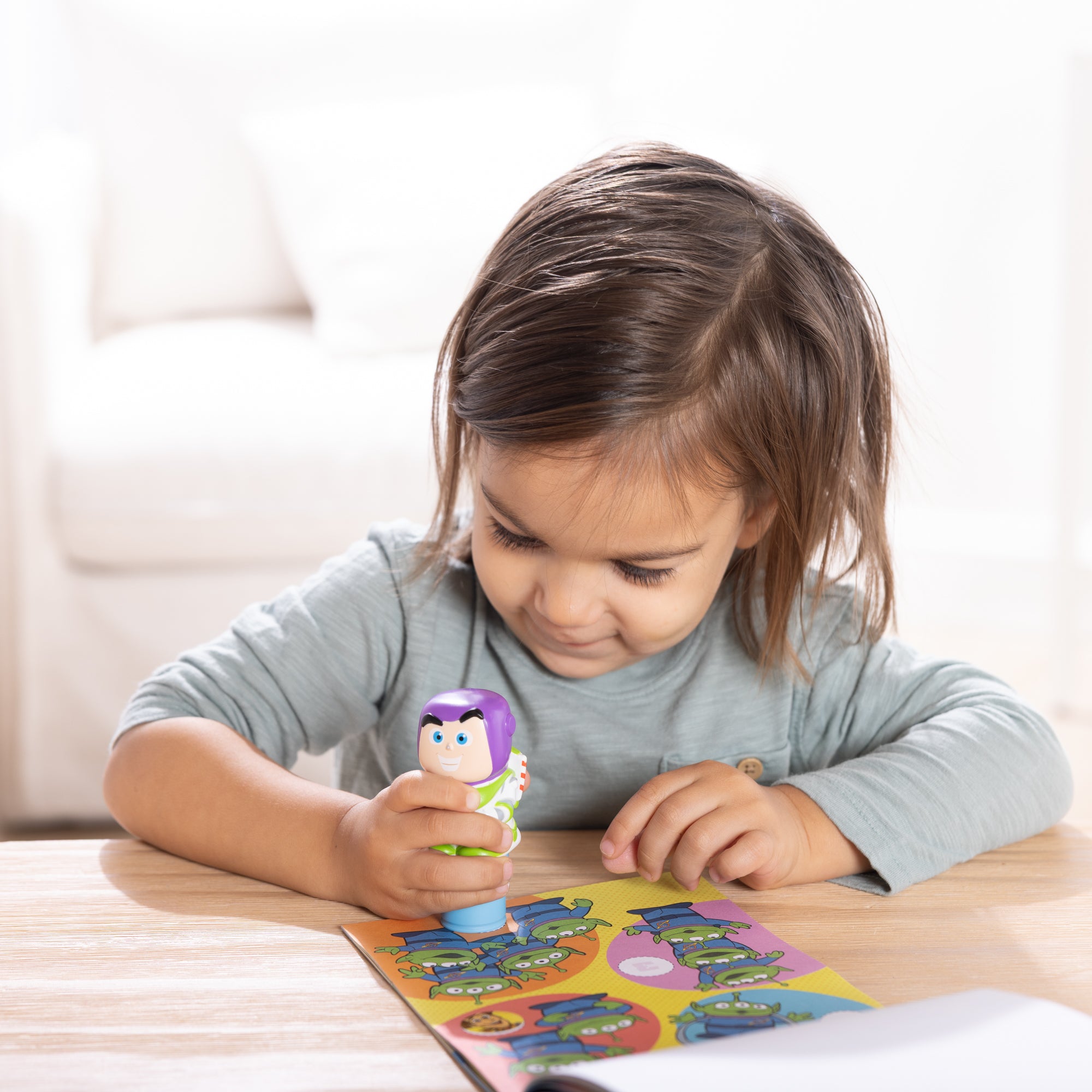 Sticker WOW!™ Activity Pad & Sticker Stamper - Buzz Lightyear - Image 2