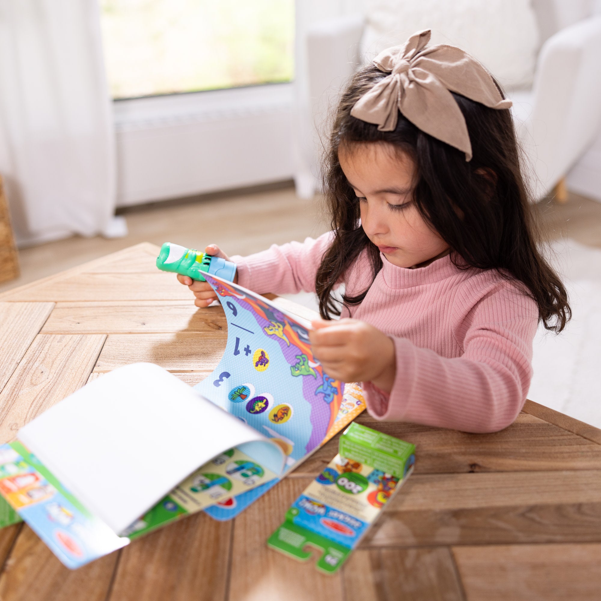 Sticker WOW!™ Dinosaur Bundle: Activity Pad & Sticker Stamper + Mini Activity Pad and 200 Refill Stickers - Image 7