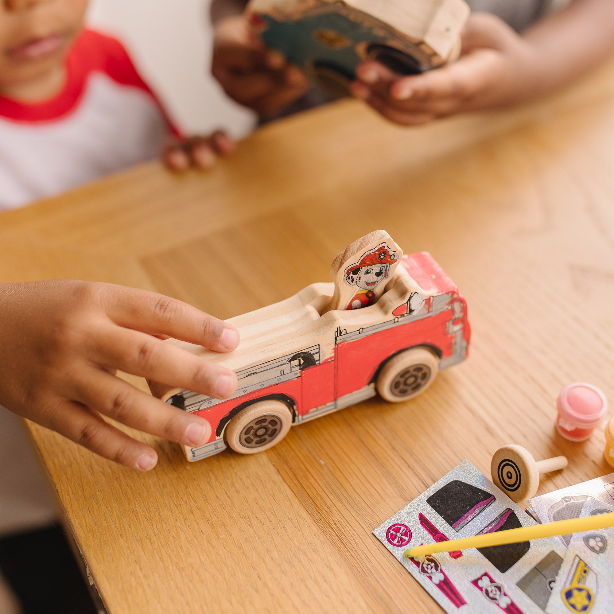 PAW Patrol Wooden Craft Kit - Vehicles - Image 7