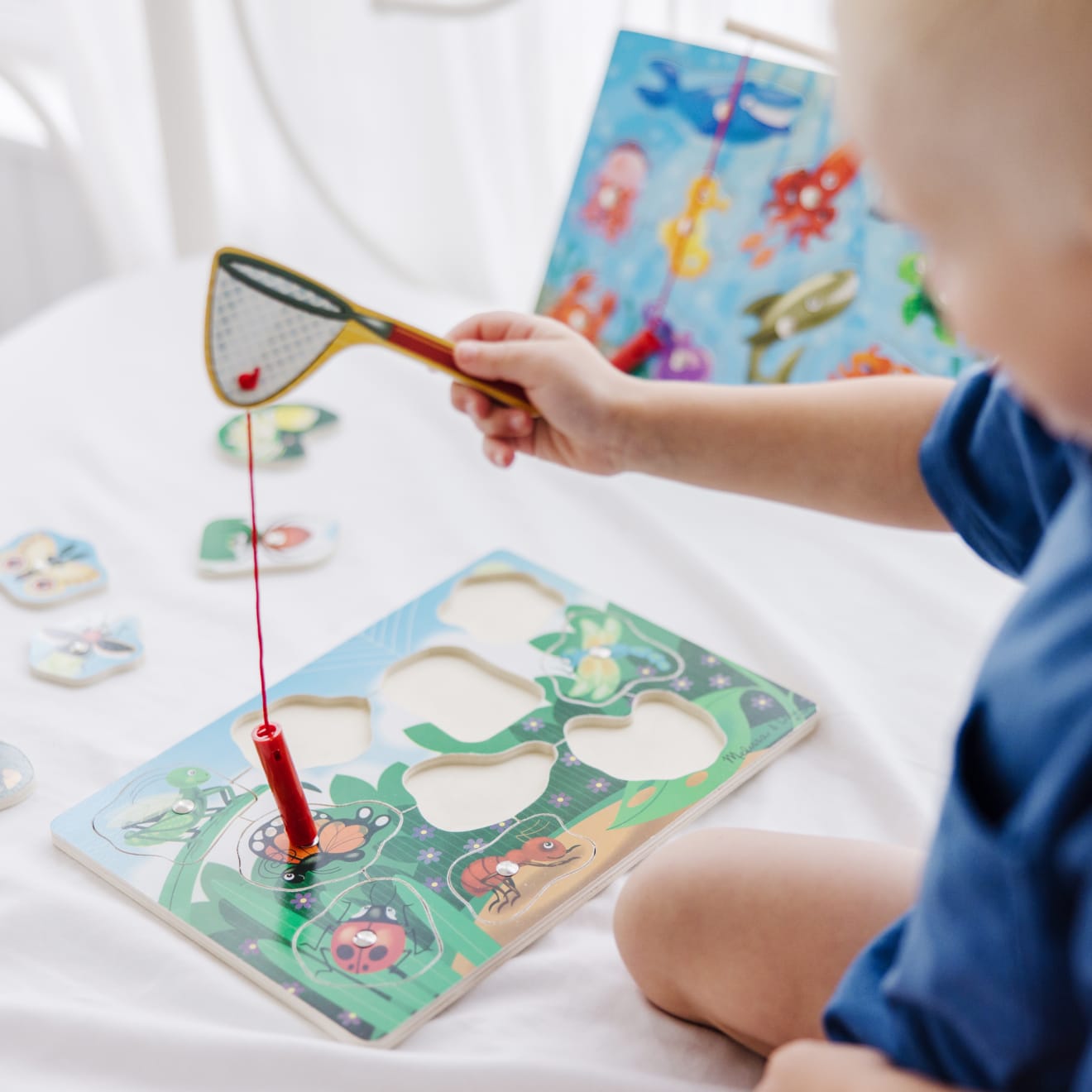 Bug-Catching Magnetic Puzzle Game - Image 5