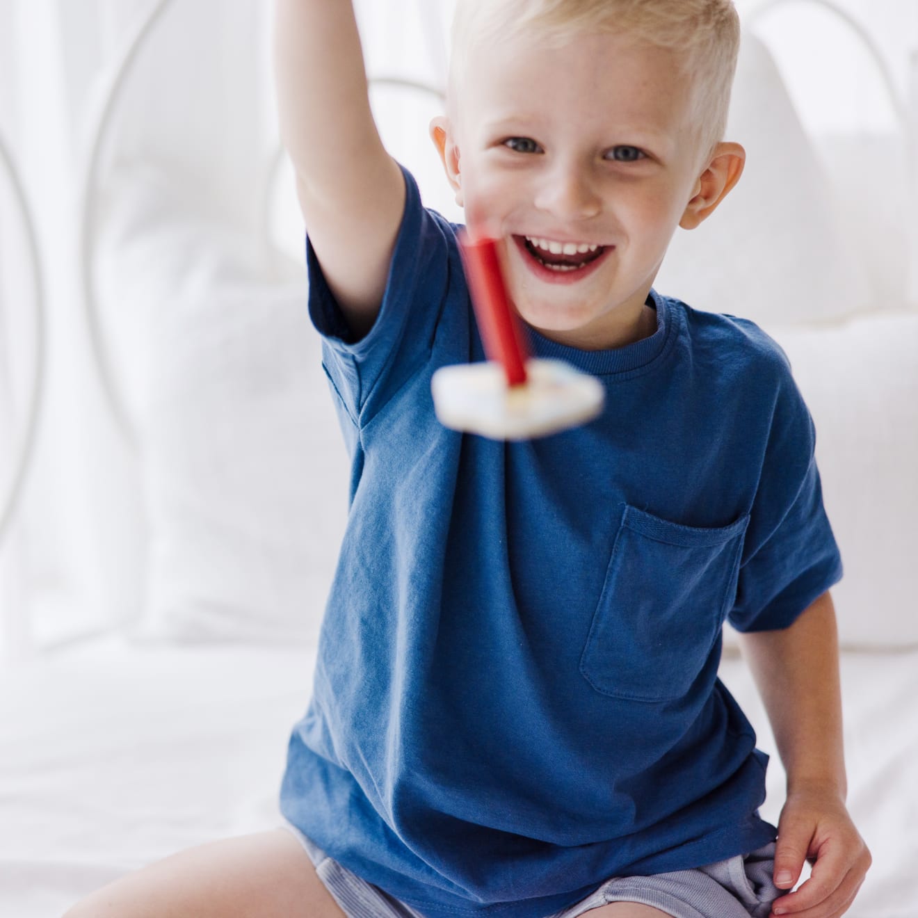 Bug-Catching Magnetic Puzzle Game - Image 6