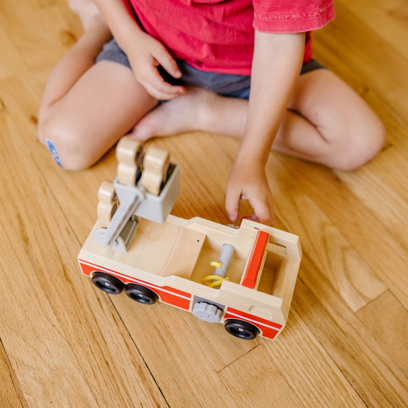 Classic Wooden Fire Truck Play Set - Image 8