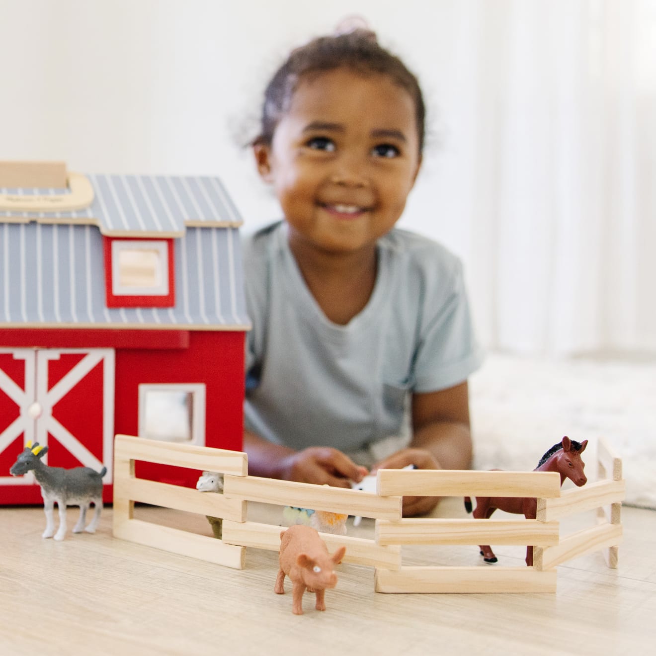Wooden Fold & Go Barn - Image 2