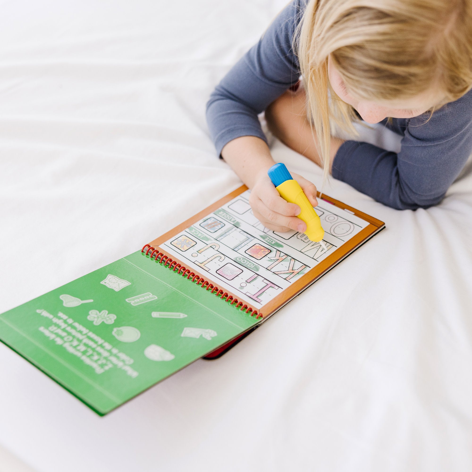 Water Wow! Water-Reveal Activity Pad - Alphabet - Image 7