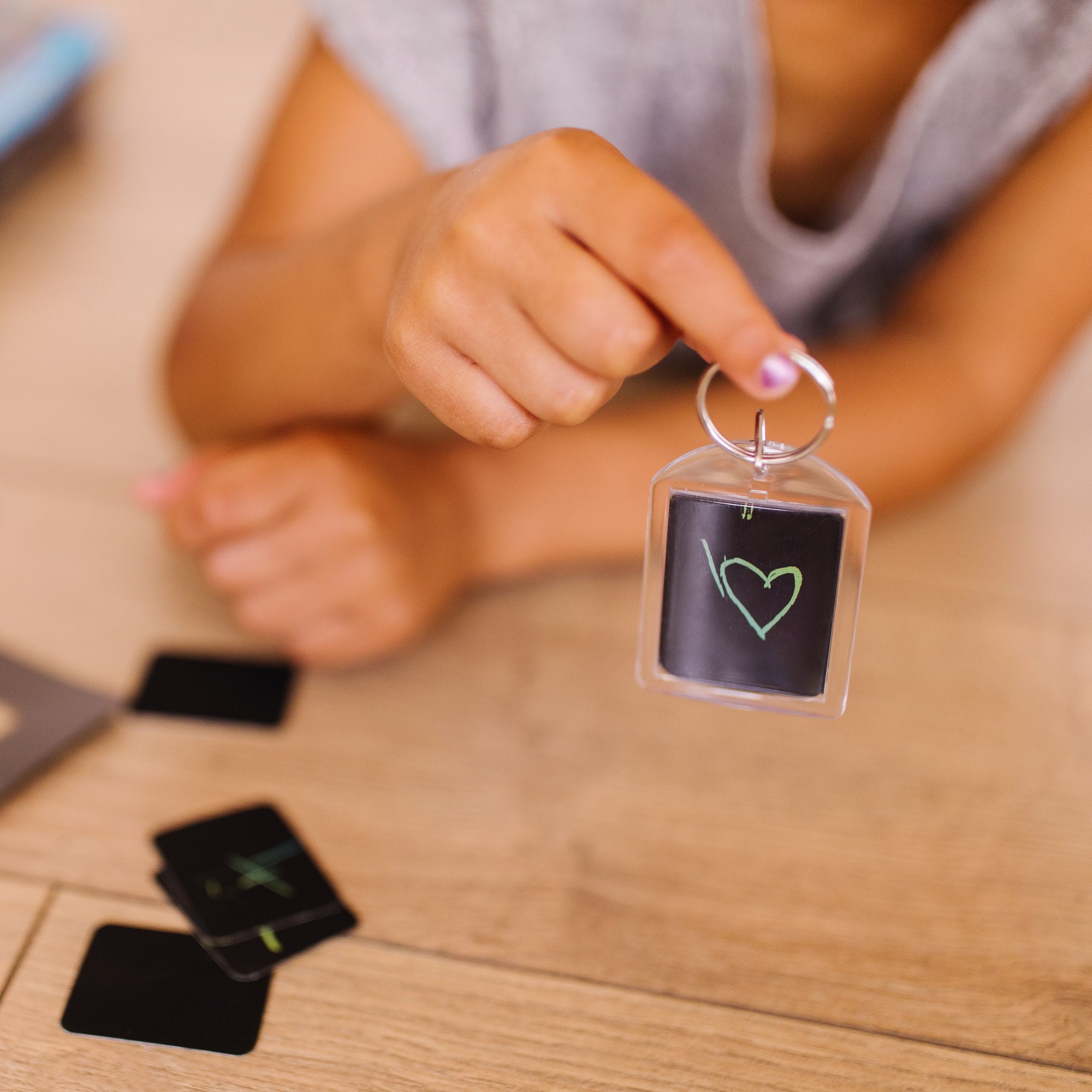 Scratch Art® Deluxe Party Pack - Image 7