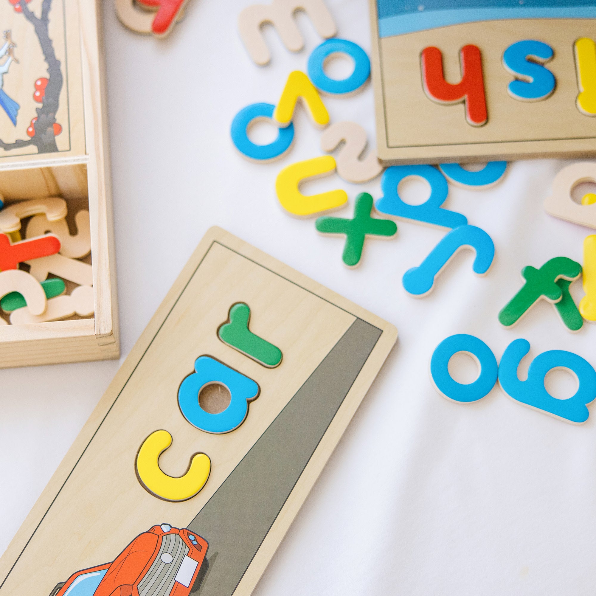 See & Spell Learning Toy - Image 7